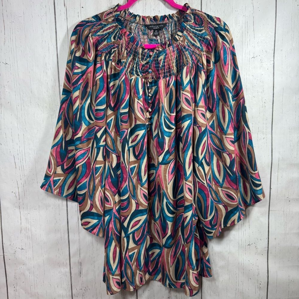 Investments Abstract Smocked Top Blouse 3/4 Sleeves Ruffle Y Neck Button Front
